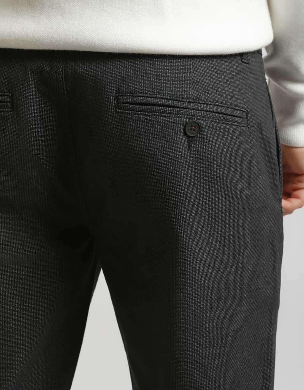 Pantaloni chino microfantasia