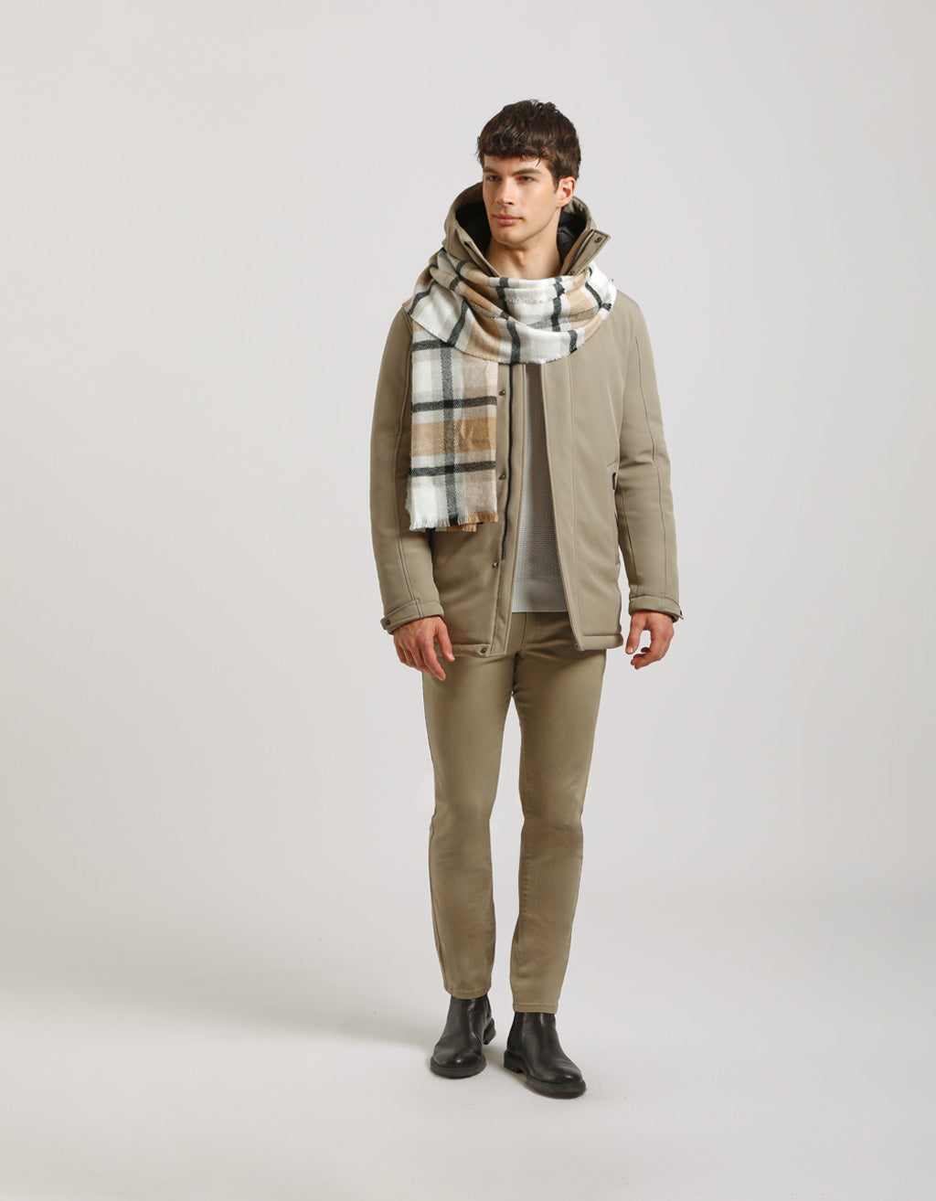 Giubbotto spolverino con cappuccio