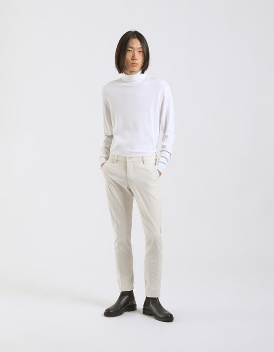 Pantaloni chino in velluto