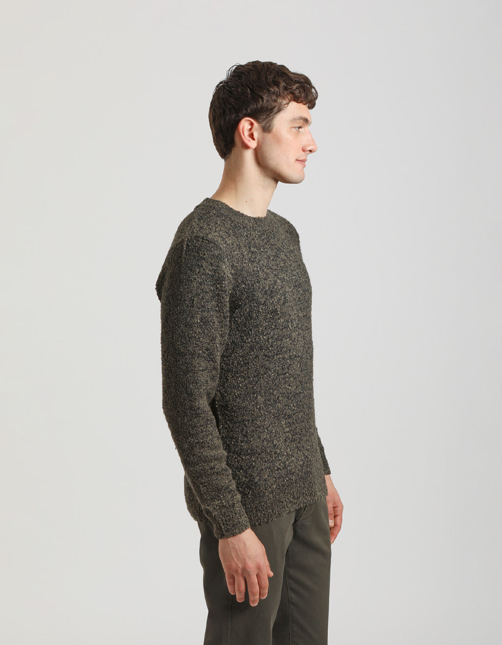 Pullover girocollo bouclè