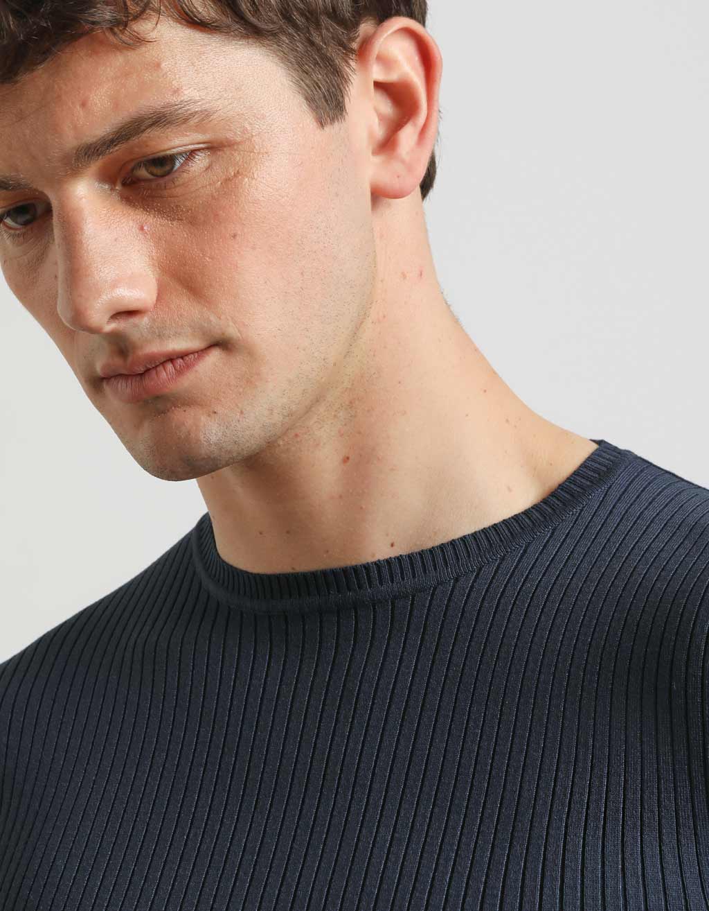 Maglia girocollo a coste