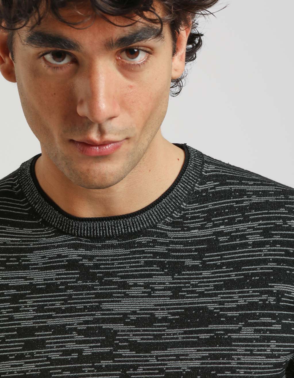 Maglia doppio collo basic