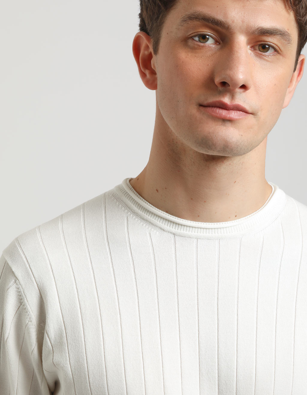 Maglia girocollo a coste