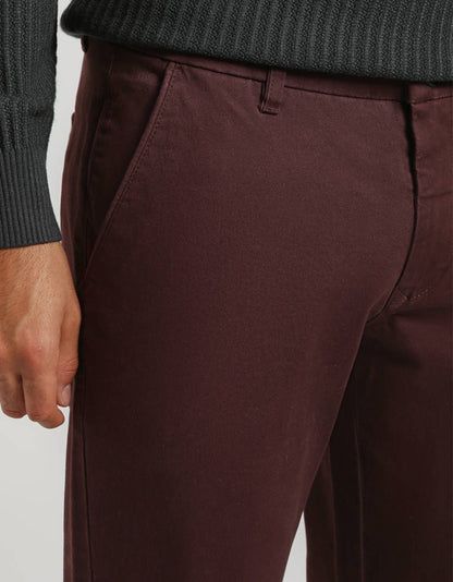 Pantaloni chino in cotone