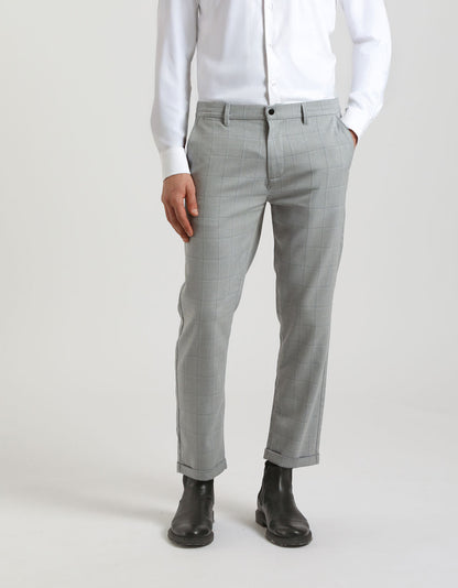 Pantaloni chino con fantasia a quadri