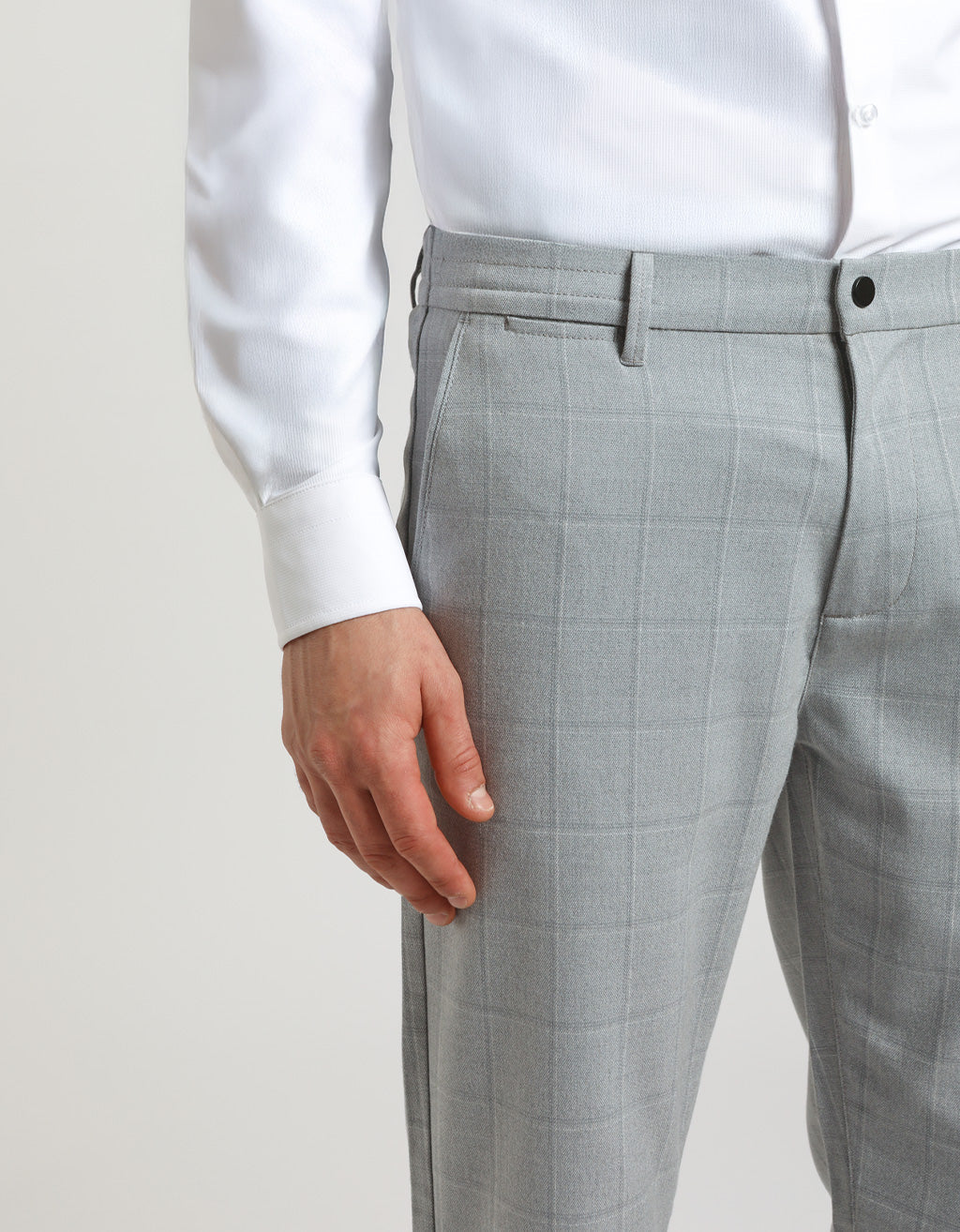 Pantaloni chino con fantasia a quadri