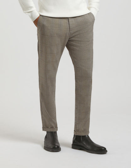 Pantaloni chino con fantasia a quadri