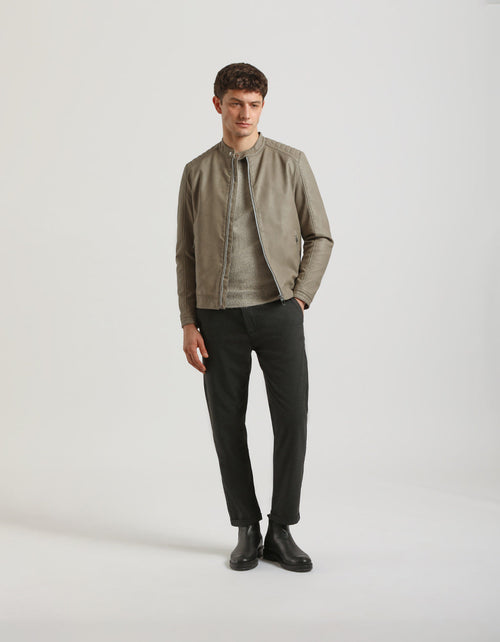 Pantaloni chino con microfantasia a quadri