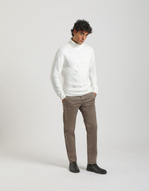 Pantaloni chino in cotone