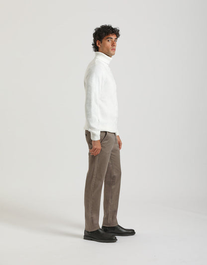 Pantaloni chino in cotone