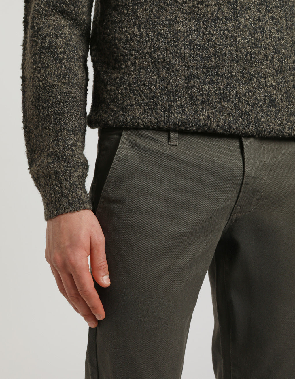 Pantaloni chino in cotone strutturato