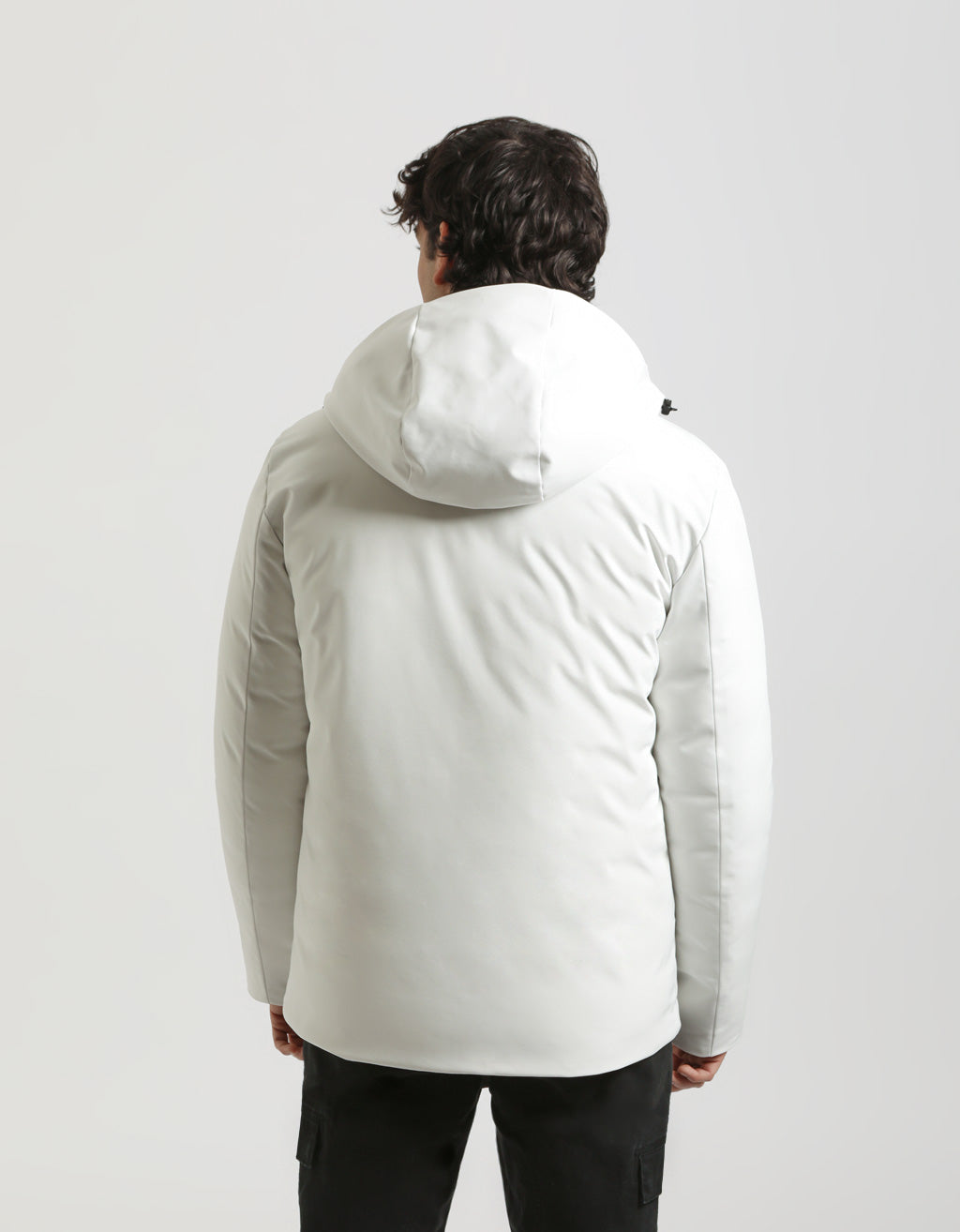 Giubbotto antivento con cappuccio