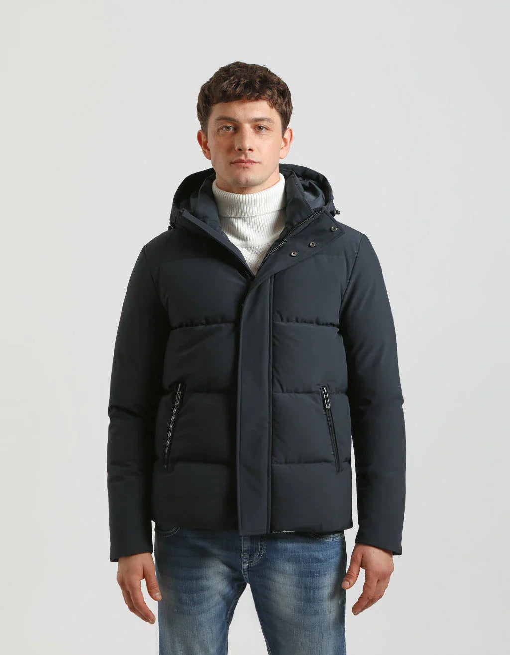 Giubbotto imbottito con cappuccio