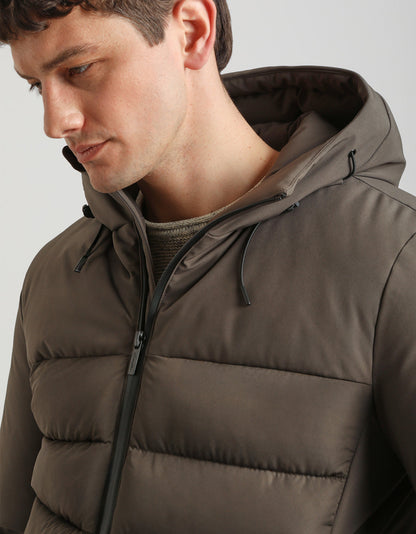 Giubbotto imbottito con cappuccio