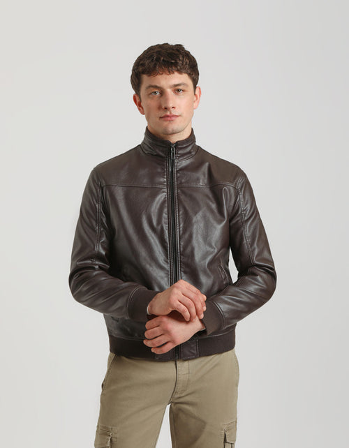 Giubbotto effetto pelle con collo lupetto