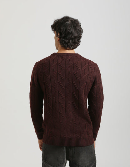 Maglia girocollo con treccia