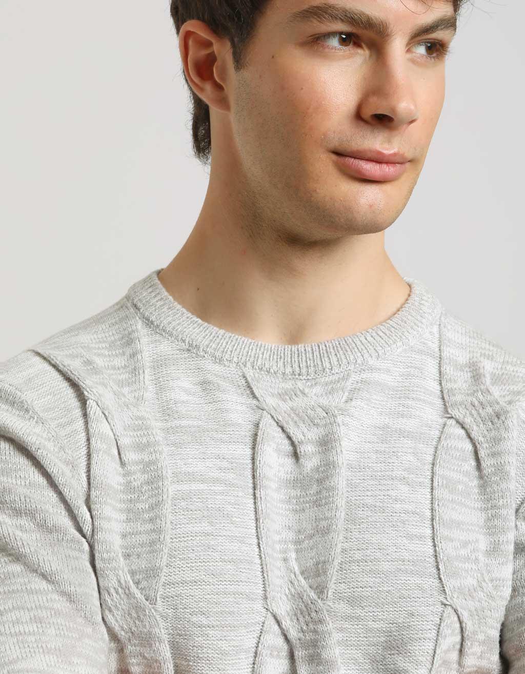 Maglia girocollo intrecciata