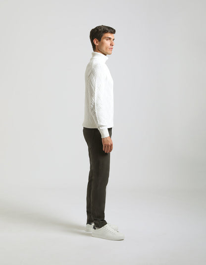 Pantaloni cinque tasche