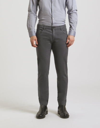 Pantaloni cinque tasche