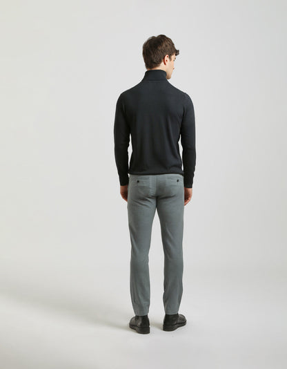 Pantaloni chino microfantasia