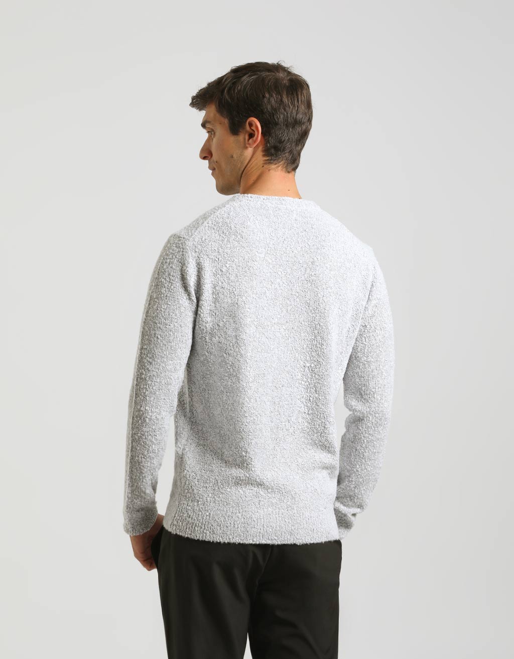 Pullover girocollo bouclè