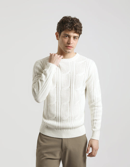 Maglia girocollo con treccia