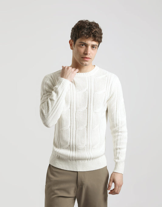 Maglia girocollo con treccia