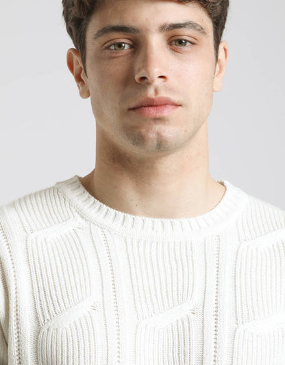 Maglia girocollo con treccia