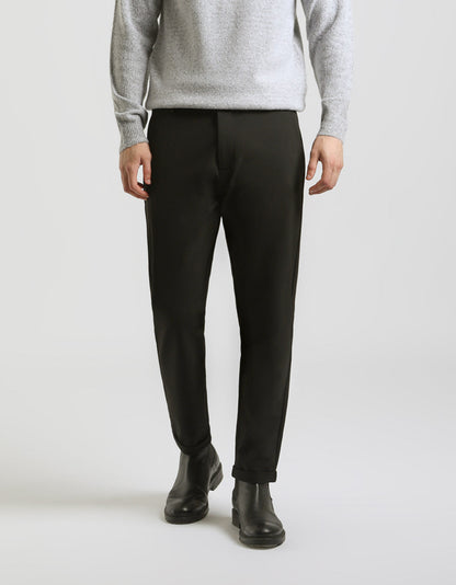 Pantaloni chino in tessuto tecnico