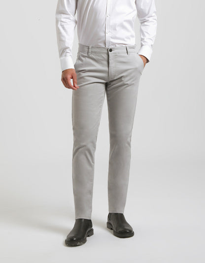 Pantaloni chino in cotone