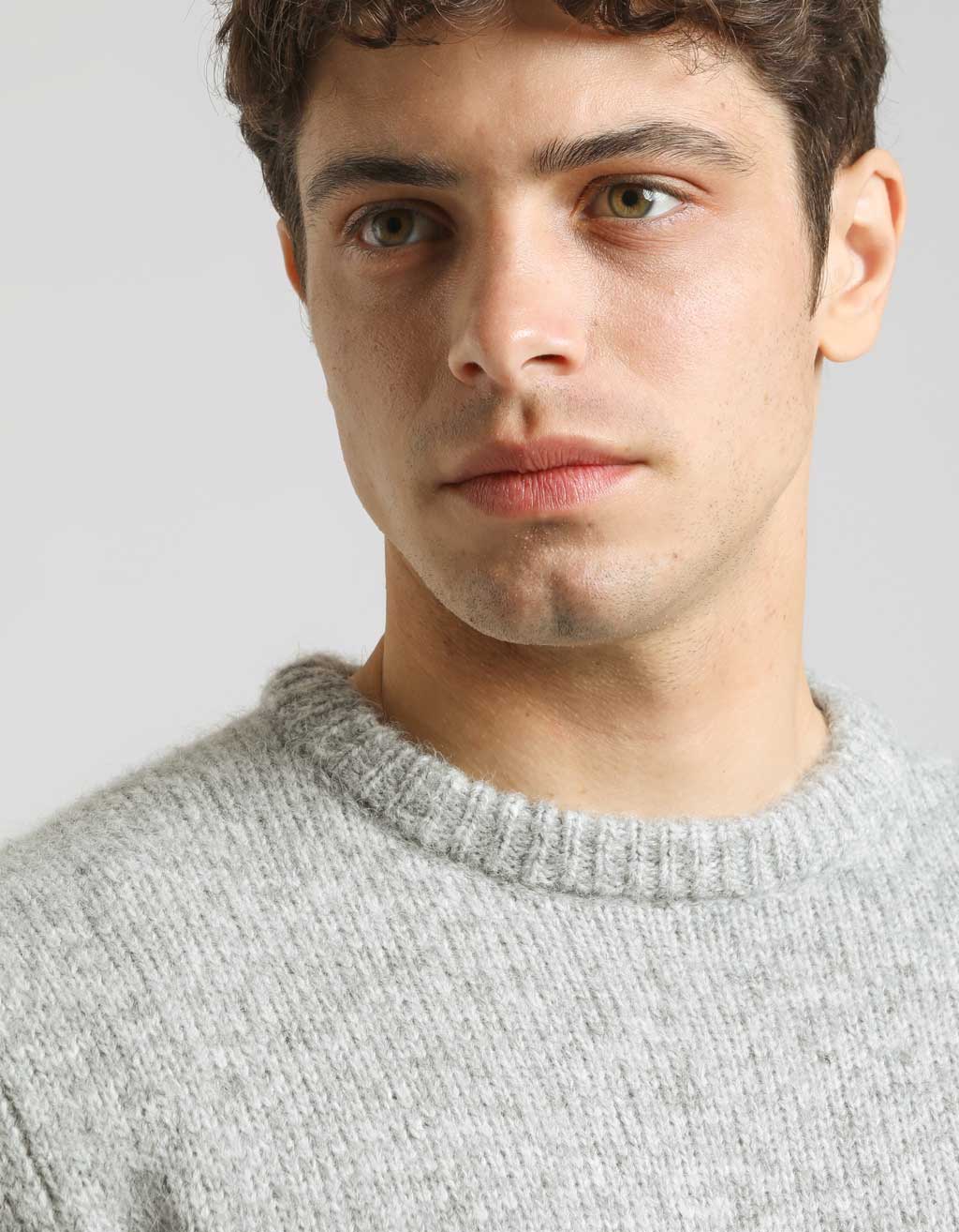 Maglia girocollo misto lana