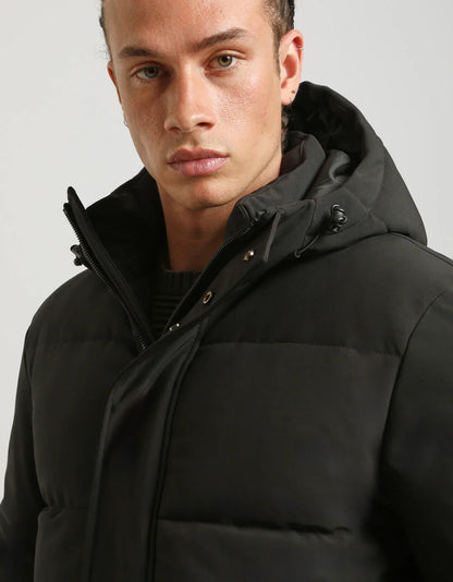 Giubbotto imbottito con cappuccio