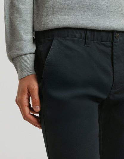 Pantaloni Chino con vita elastica