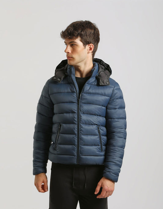 Giubbotto imbottito 100 grammi con cappuccio