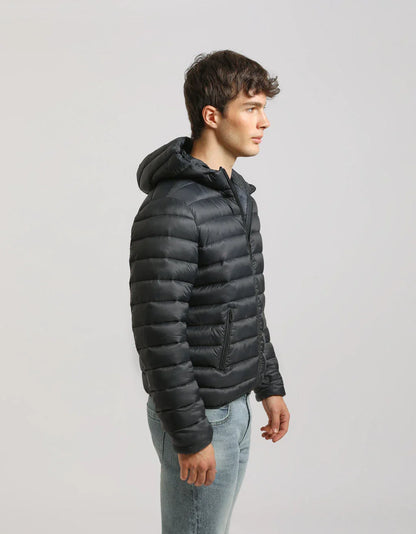 Giubbotto imbottito 100 grammi con cappuccio