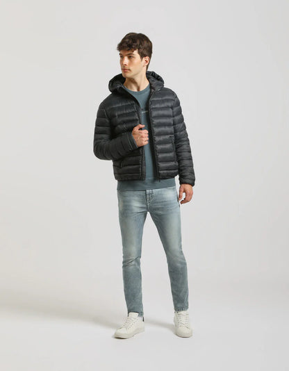 Giubbotto imbottito 100 grammi con cappuccio