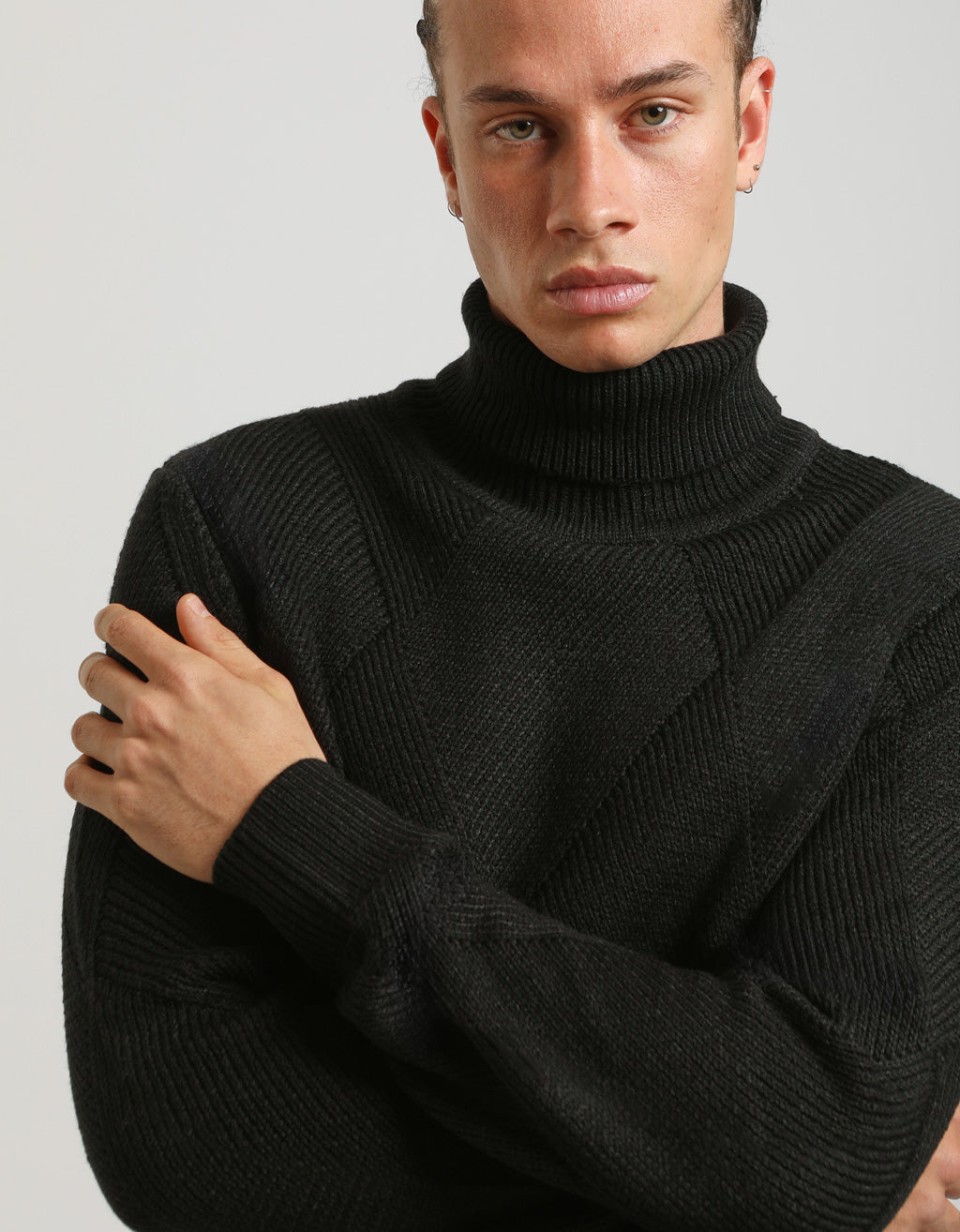 Maglia collo alto a rombi