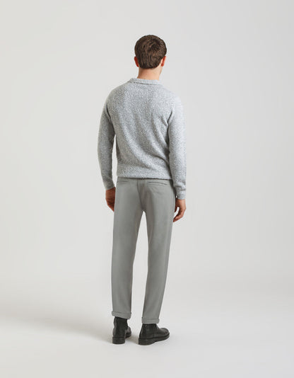 Pantaloni chino con laccetto