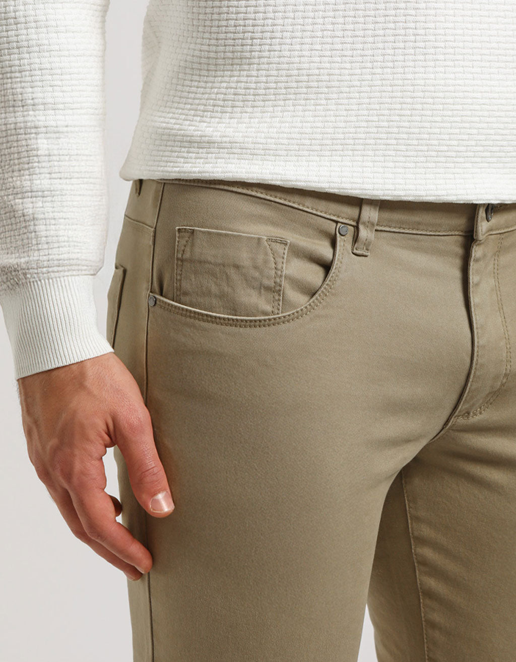 Pantaloni cinque tasche