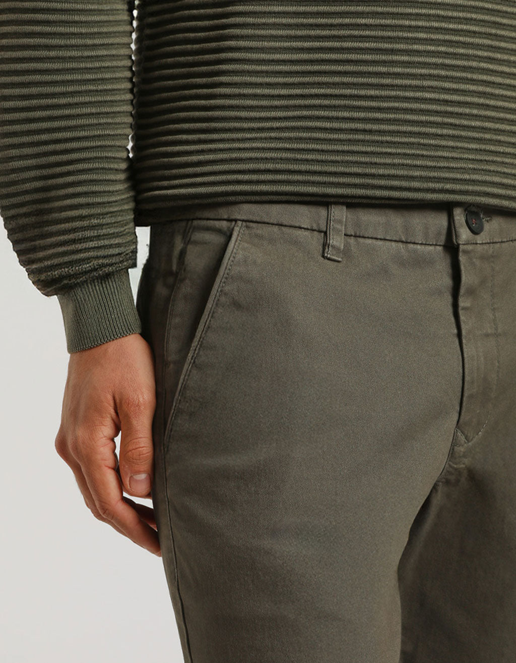 Pantaloni chino in cotone