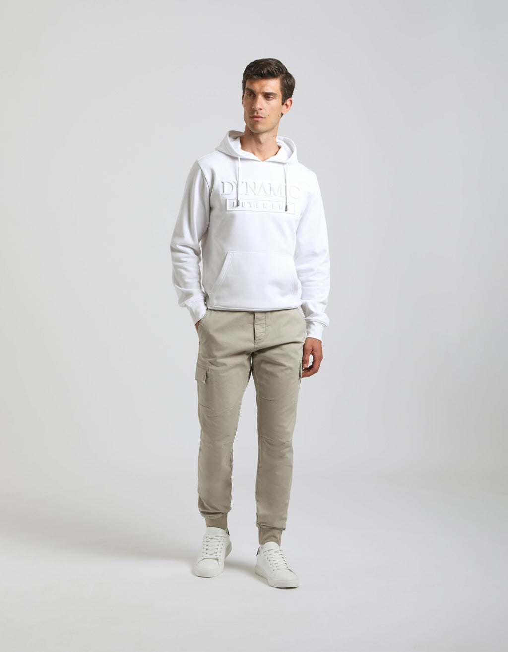 Pantaloni cargo con elastico alle caviglie