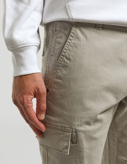 Pantaloni cargo con elastico alle caviglie