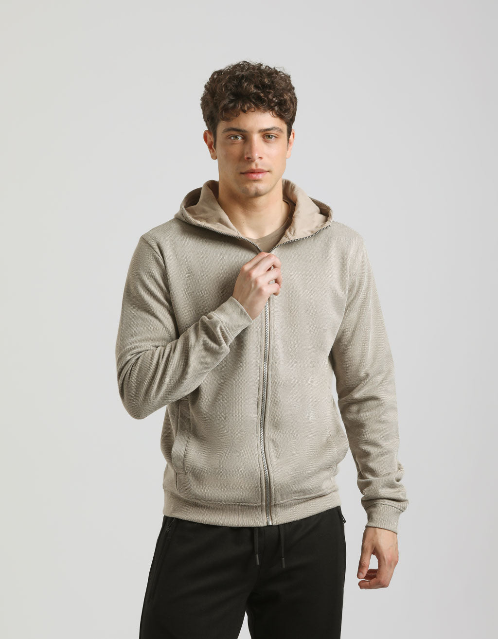 Felpa zip con cappuccio