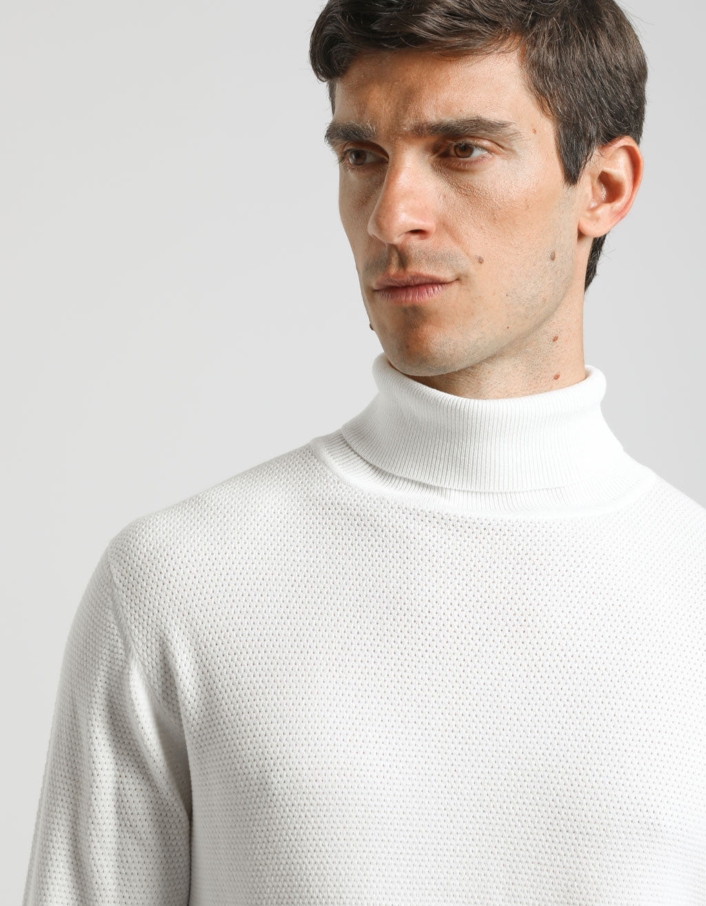 Maglia collo alto in viscosa