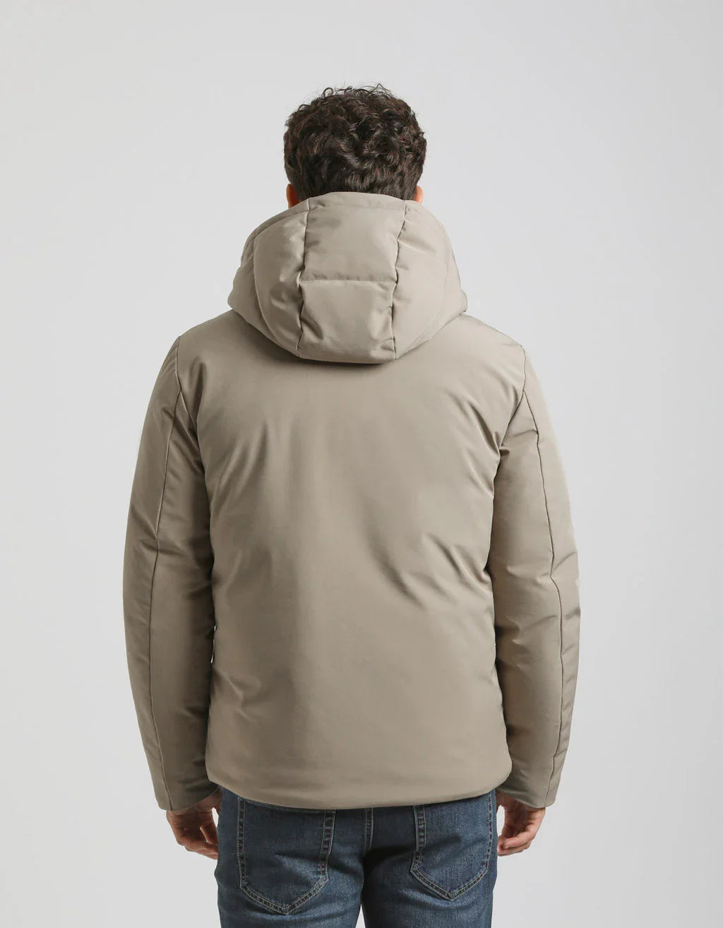 Giubbotto imbottito con cappuccio