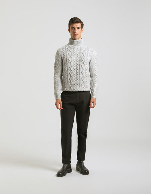 Pantaloni chino in tessuto tecnico