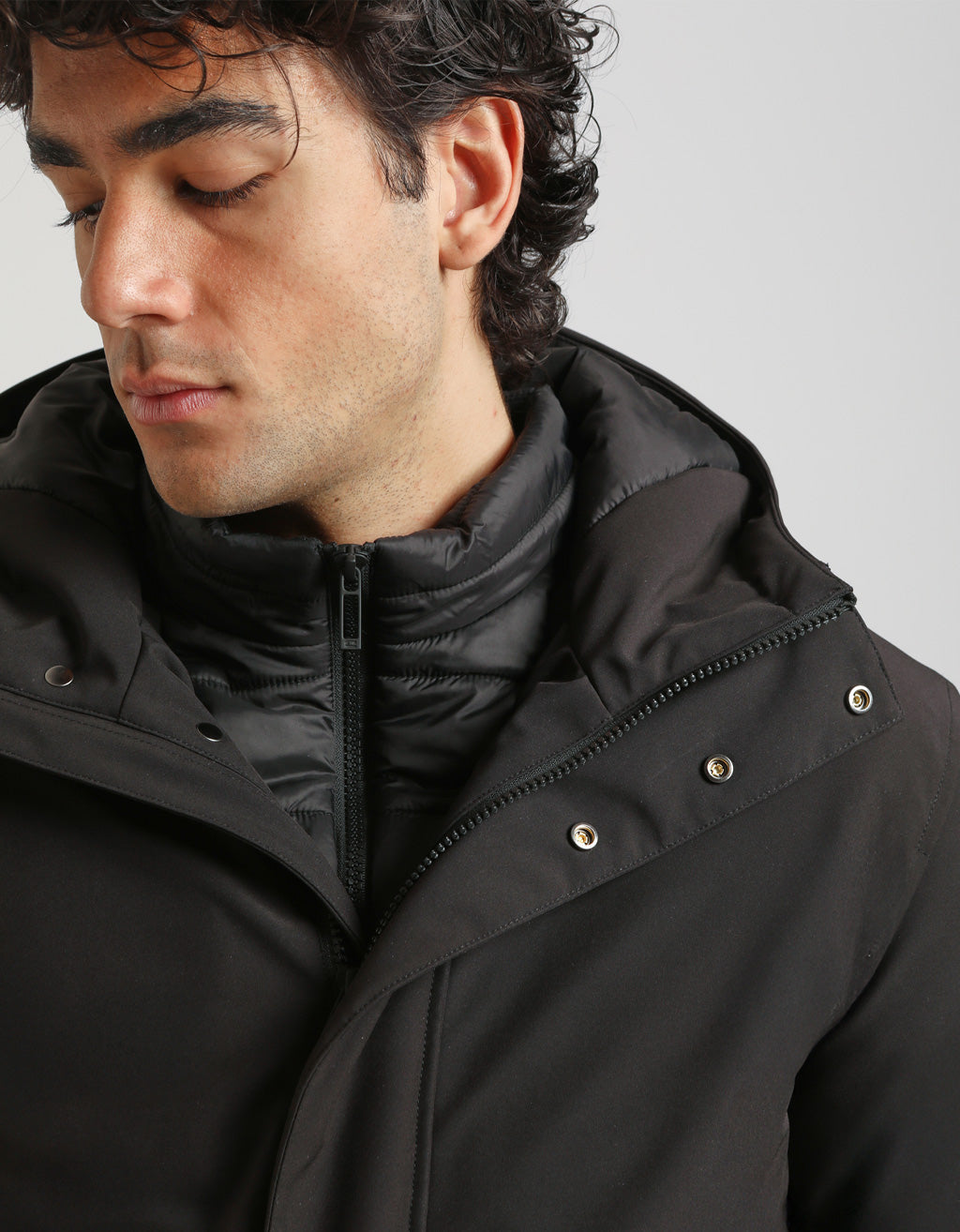 Giubbotto lungo con cappuccio