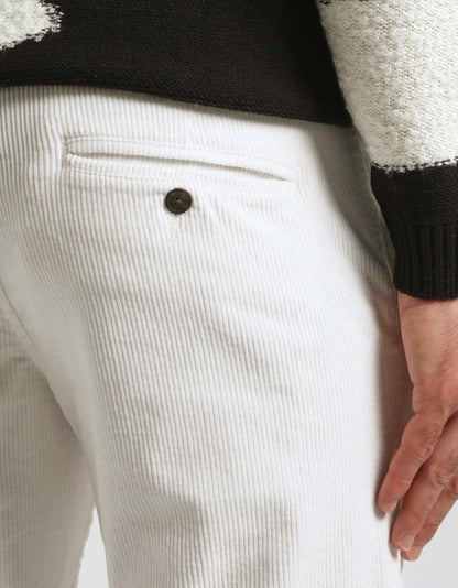 Pantaloni chino di velluto