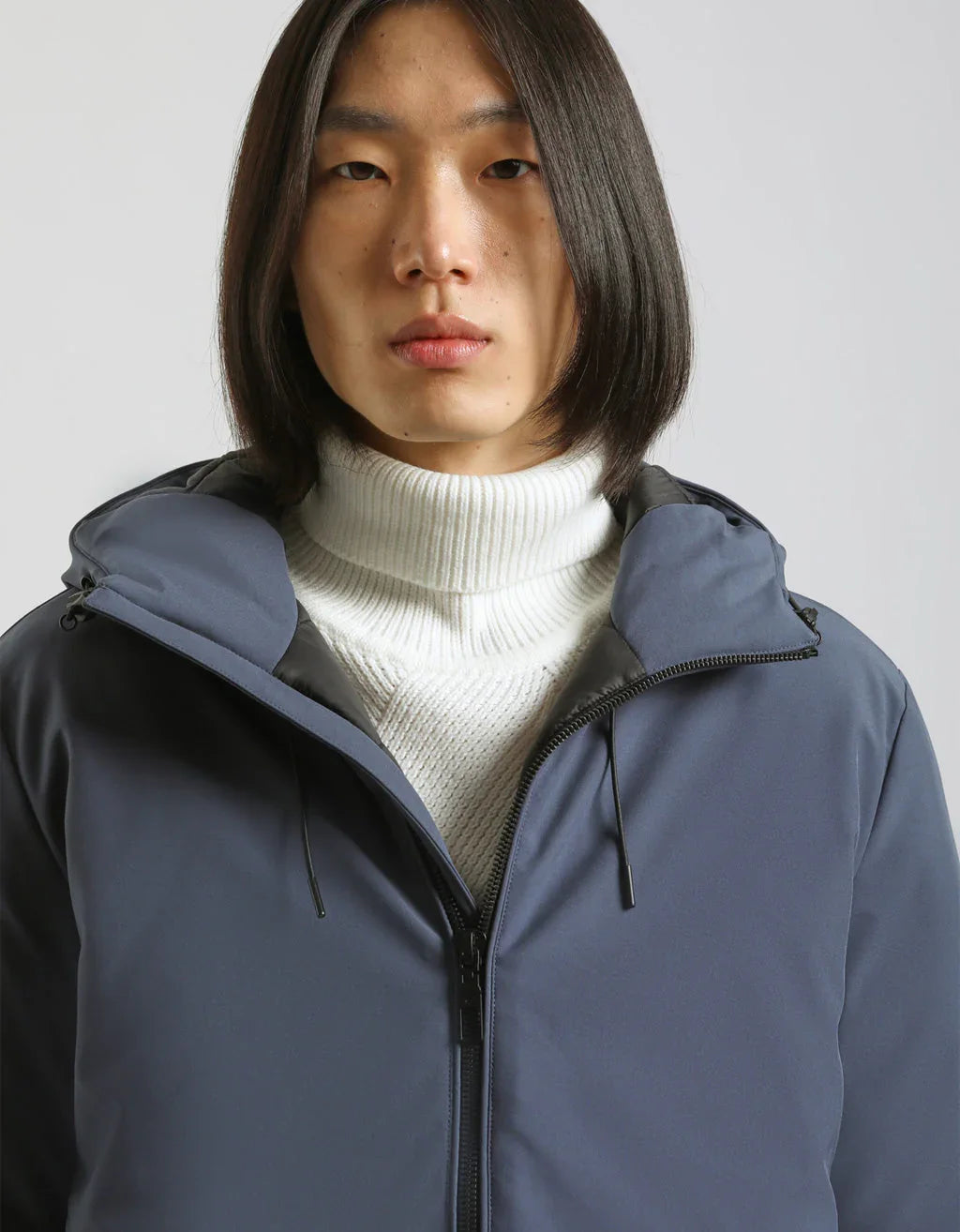 Giubbotto antivento con cappuccio