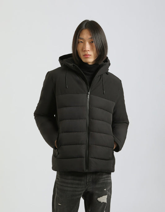 Giubbotto imbottito con cappuccio